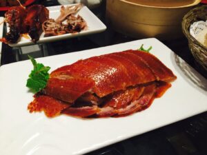 Nửa con vịt quay mật ong rim đường phèn