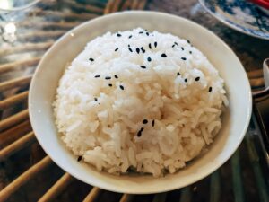 Xôi vịt quay lá sen